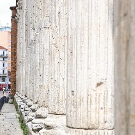 Just Urban - Bright Penthouse - Heart Of 10 Min To Duomo Milano