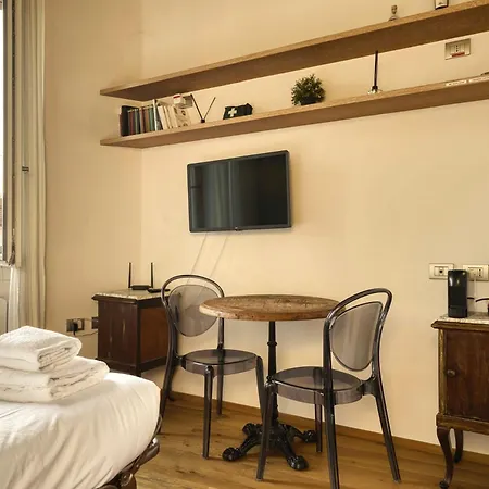 Lägenhet Just Urban - Bright Penthouse - Heart Of 10 Min To Duomo